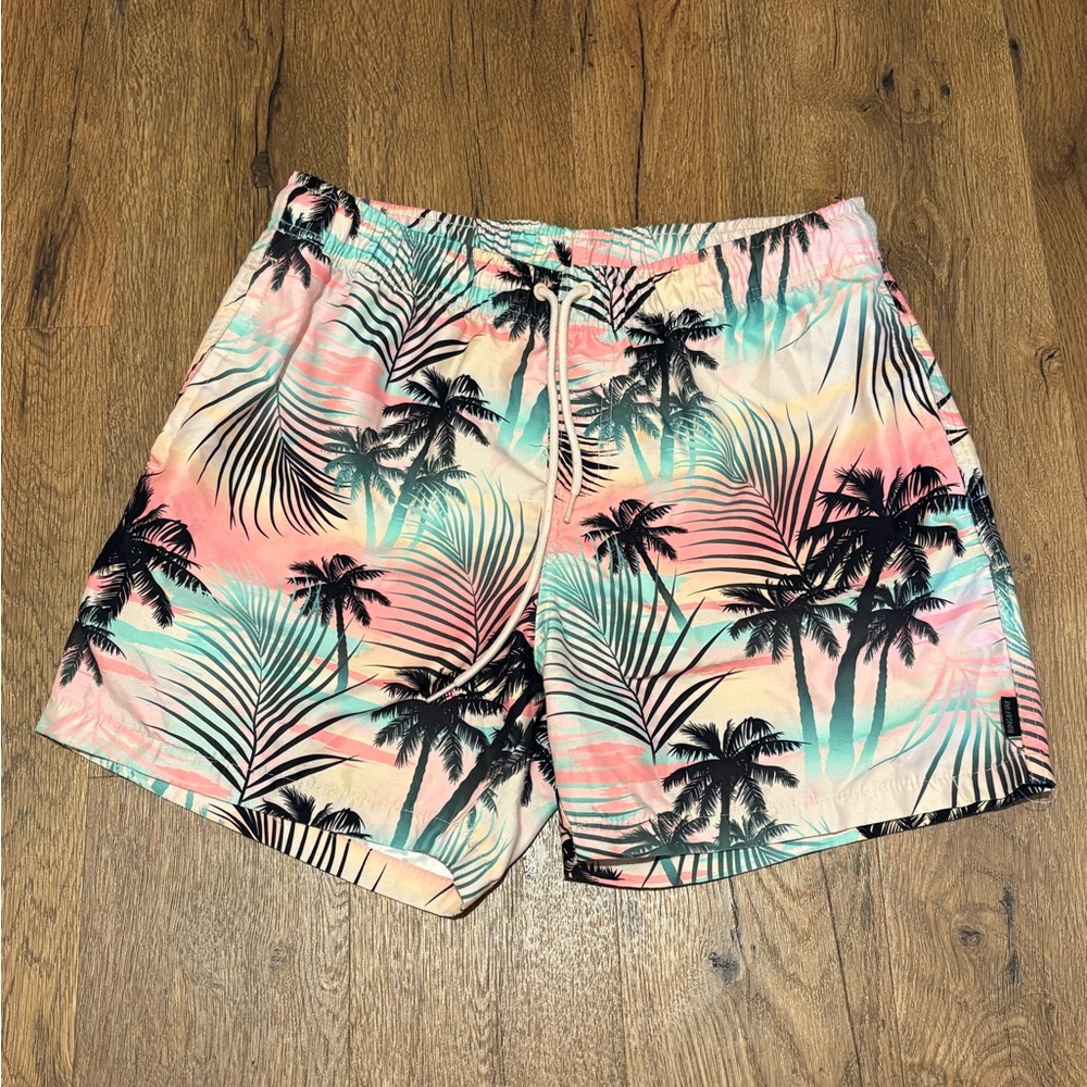 Ring of Fire Coral and Mint Patterned Shorts